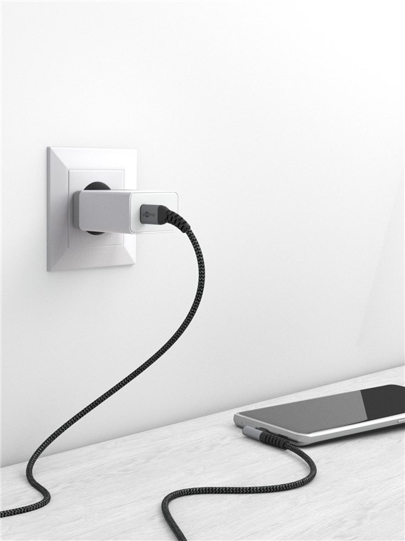 Câble USB-C vers Lightning - Extensible jusqu'à 1,5 m - Câble iPhone  enroulé 